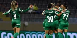 Equipe Femininina do Palmeiras comemorando gol contra a Ferroviária (Foto: Reprodução/Rebeca Reis)